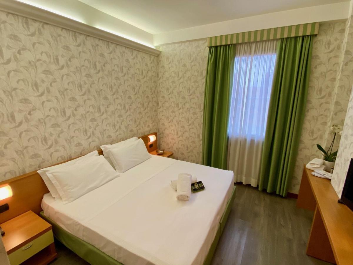 Hotel Embassy Pero Εξωτερικό φωτογραφία