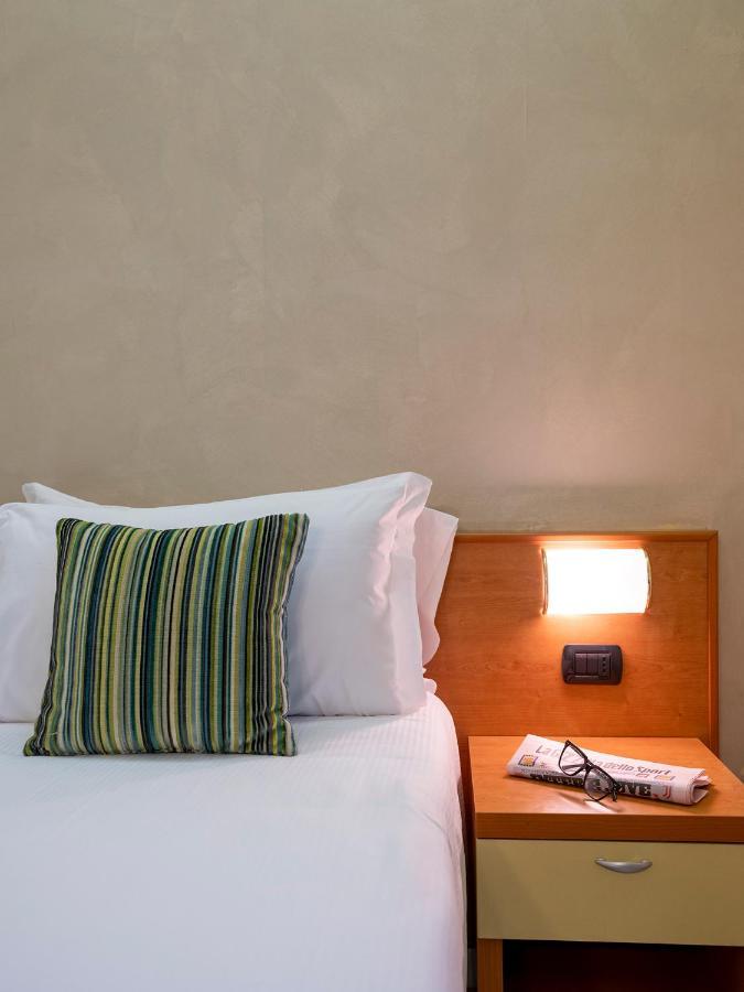 Hotel Embassy Pero Εξωτερικό φωτογραφία