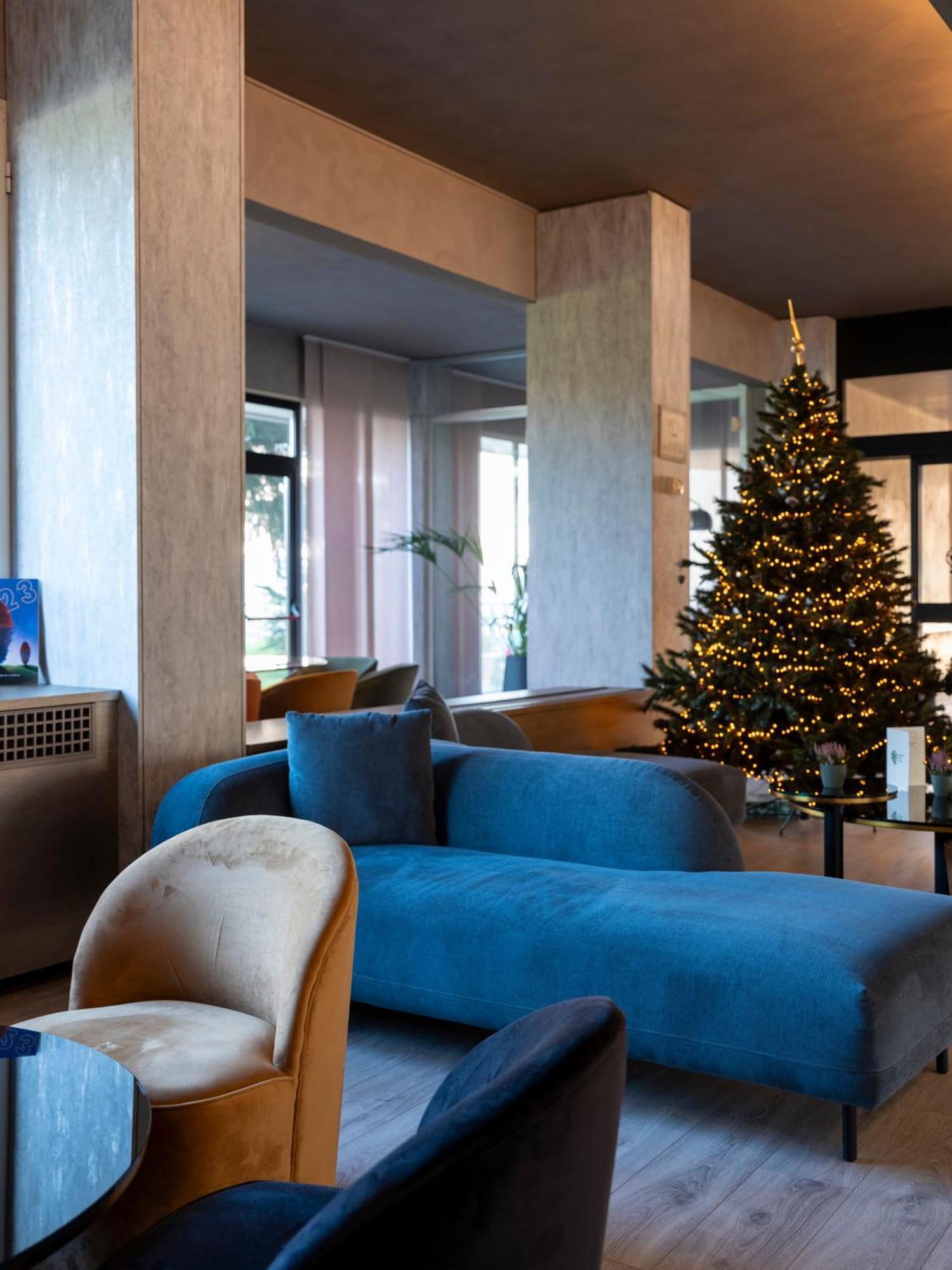 Hotel Embassy Pero Εξωτερικό φωτογραφία